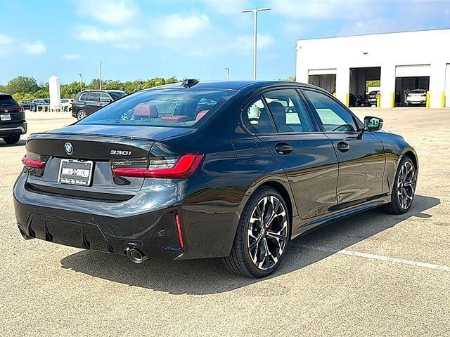 New 2026 BMW 330i Sedan w/ M Sport Package RWD image 39