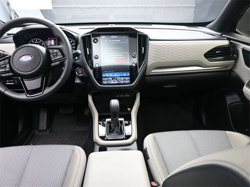 Used 2025 Subaru Forester Premium w/ Convenience Package #1 image 9