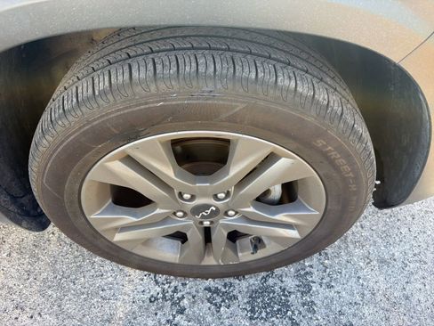 Used 2023 Kia Seltos S image 8