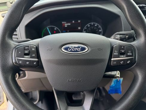 Used 2023 Ford E-Transit Medium Roof w/ Interior Upgrade Package RWD image 11