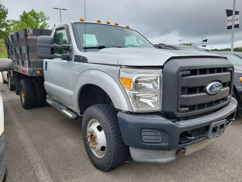 Used 2011 Ford F350 XL w/ Snow Plow Prep Pkg AWD/4WD image 1