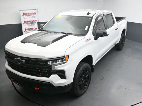 Used 2022 Chevrolet Silverado 1500 LT Trail Boss w/ Convenience Package II AWD/4WD image 26