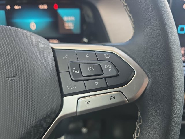 Used 2024 Volkswagen Atlas Cross Sport SE FWD image 23