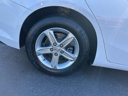 Used 2022 Chevrolet Malibu LS image 7