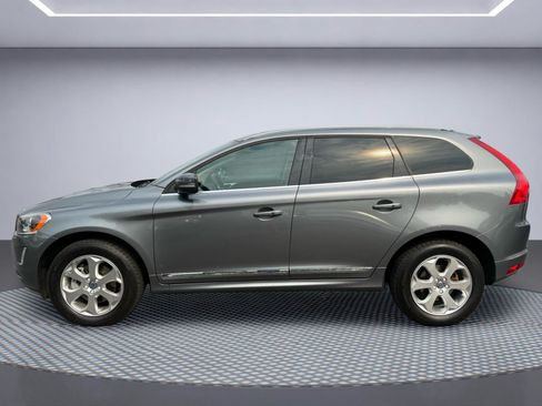 Used 2016 Volvo XC60 T5 Premier w/ Proximity Package AWD/4WD image 3