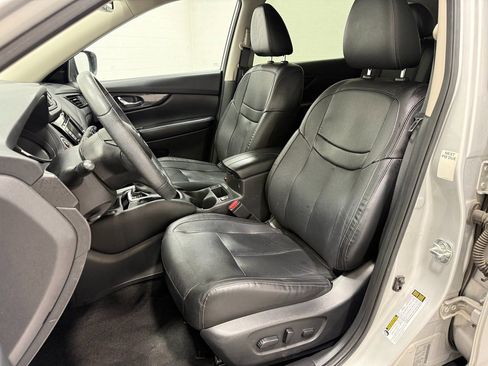 Used 2020 Nissan Rogue SL image 10