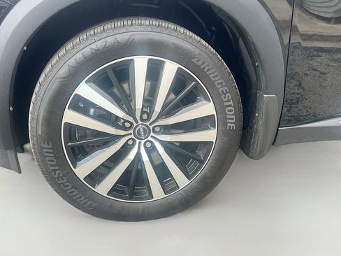 Used 2023 Nissan Pathfinder Platinum w/ Cargo Package AWD/4WD image 34