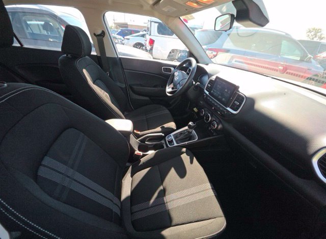 Certified 2026 Hyundai Venue SEL FWD image 9