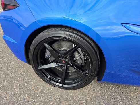 Used 2025 Chevrolet Corvette E-Ray AWD/4WD image 38