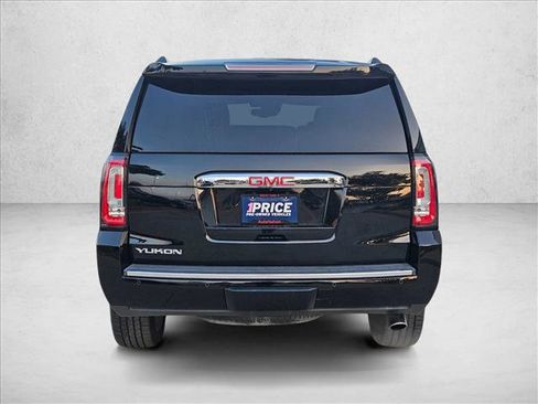 Used 2019 GMC Yukon Denali w/ Denali Ultimate Package image 7