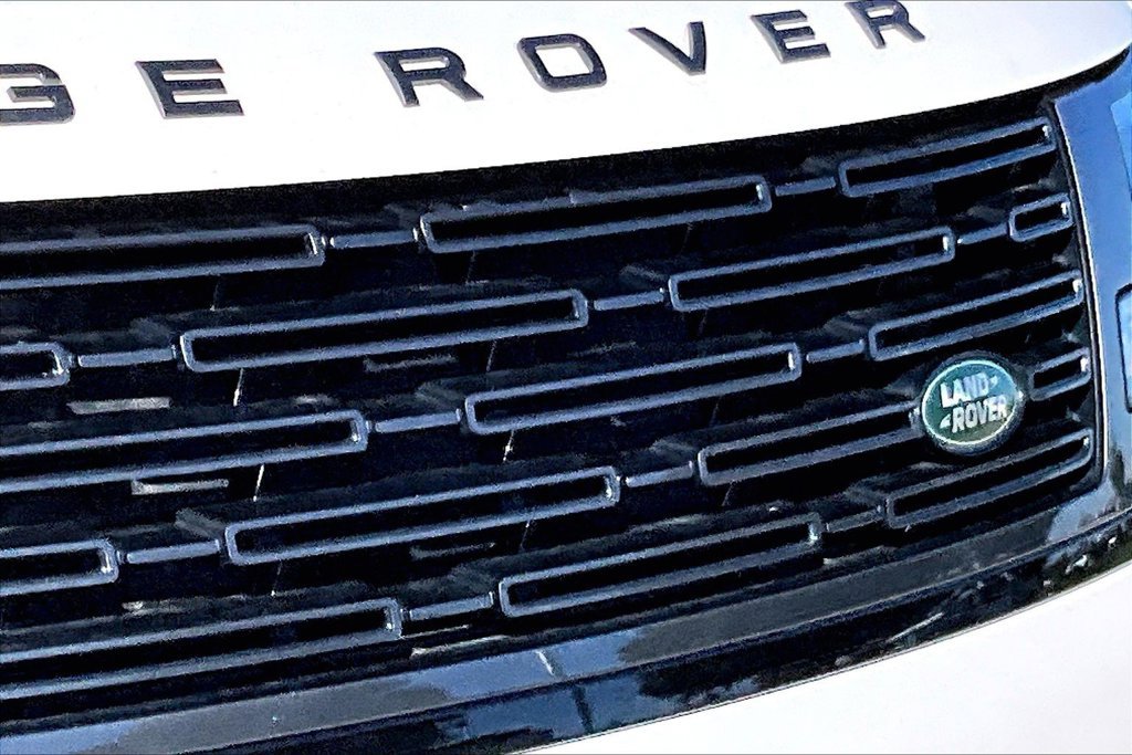 Used 2024 Land Rover Range Rover Long Wheelbase Autobiography AWD/4WD image 11
