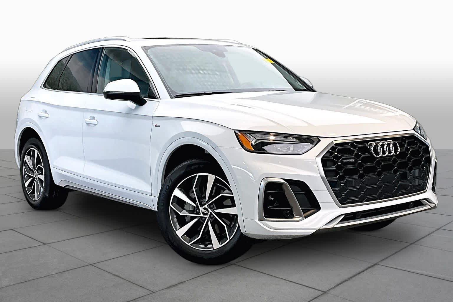 Certified 2024 Audi Q5 2.0T Premium Plus w/ Premium Plus Package AWD/4WD image 2