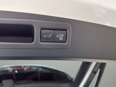 Used 2023 Lexus RX 350 F Sport w/ Accessory Package AWD/4WD image 19