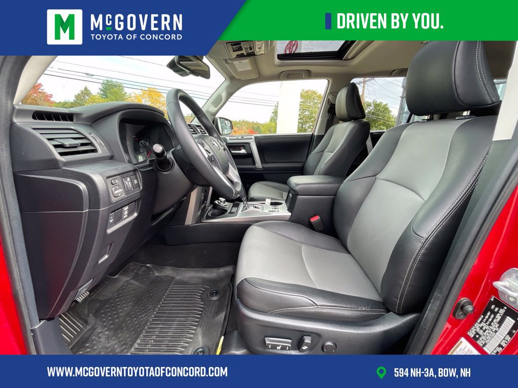 Used 2020 Toyota 4Runner SR5 Premium w/ Moonroof Package AWD/4WD image 11