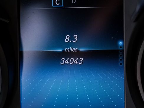 Used 2026 Tesla Model Y 2WD image 19