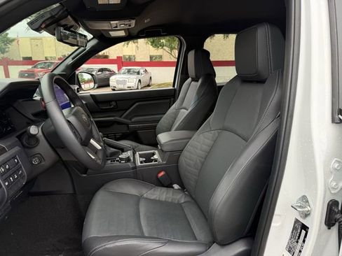 Used 2025 Toyota 4Runner TRD Off-Road Premium w/ Tow Technology Package AWD/4WD image 29