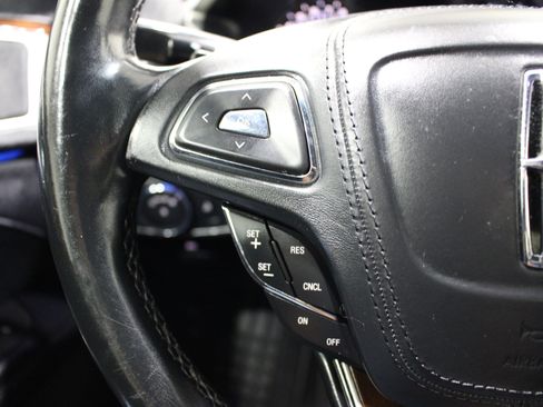 Used 2017 Lincoln MKZ Select w/ Climate Package FWD image 12