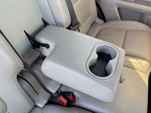 Used 2015 Ford Explorer Limited image 25