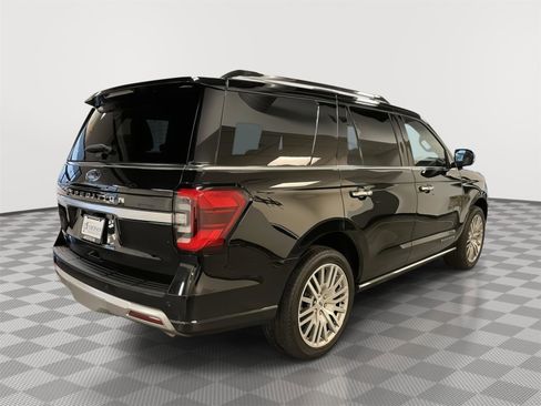 Certified 2023 Ford Expedition Platinum AWD/4WD image 7