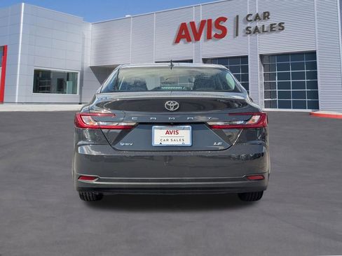 Used 2025 Toyota Camry LE FWD image 5