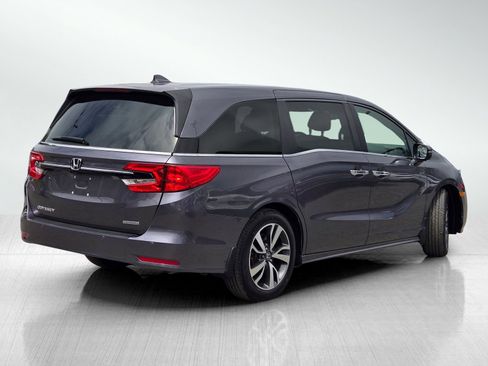 Used 2023 Honda Odyssey Touring image 4