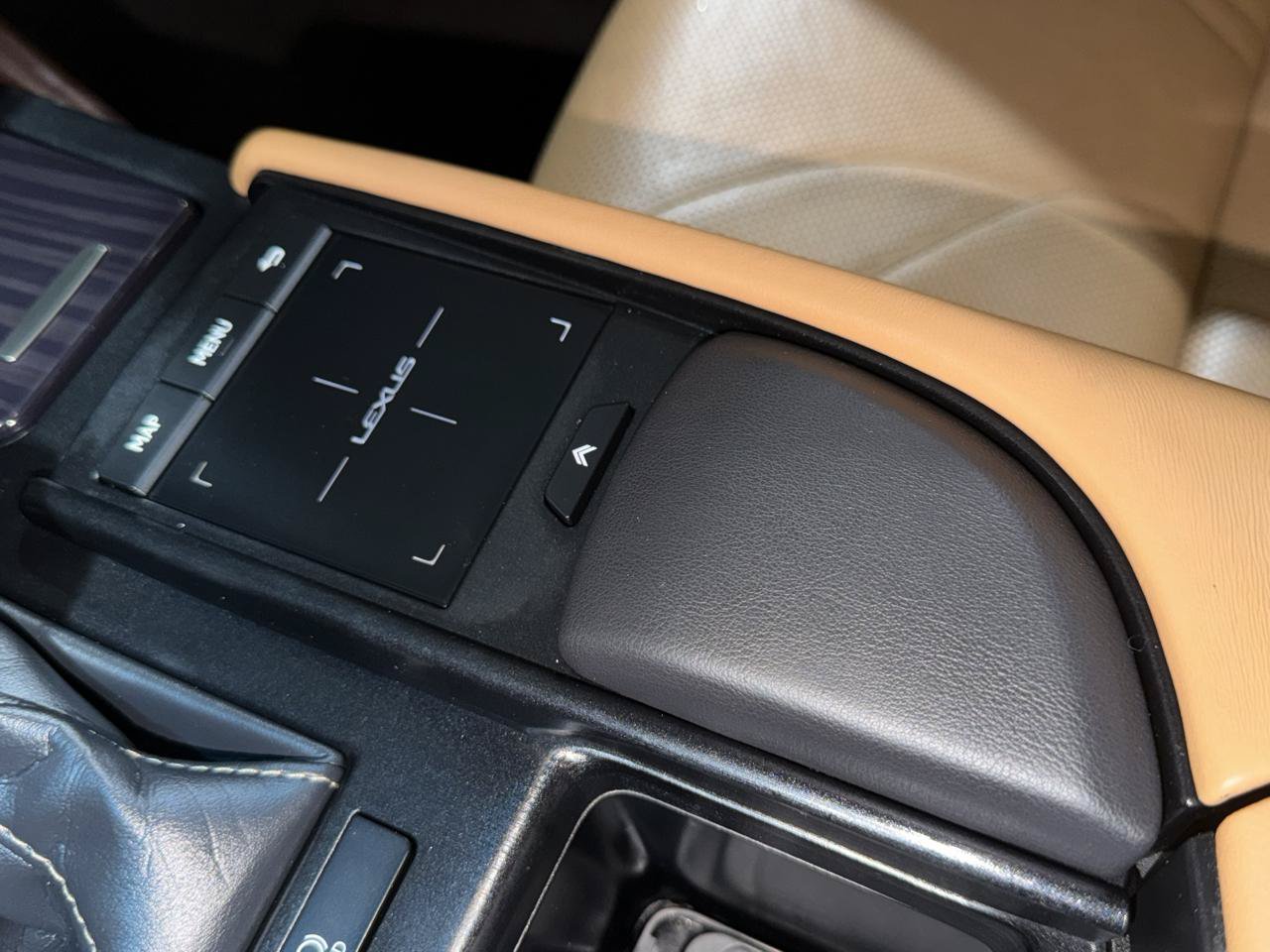 Used 2019 Lexus ES 350 FWD image 24