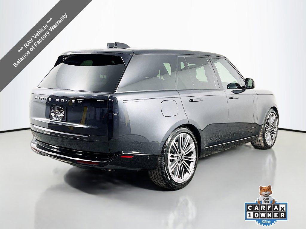 Used 2024 Land Rover Range Rover SE AWD/4WD image 5