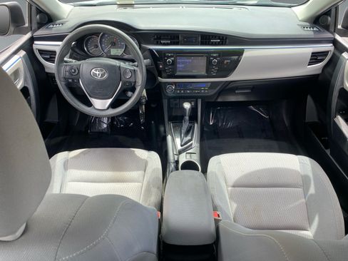Used 2014 Toyota Corolla LE FWD image 10