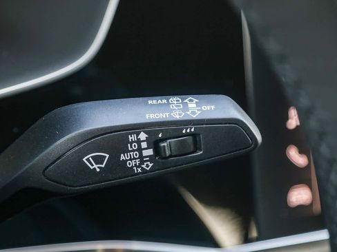 New 2025 Audi Q3 2.0T Premium w/ Convenience Package image 39