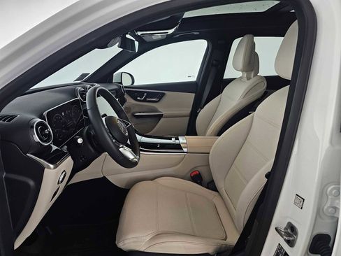 Used 2026 Mercedes-Benz GLC 300 image 20
