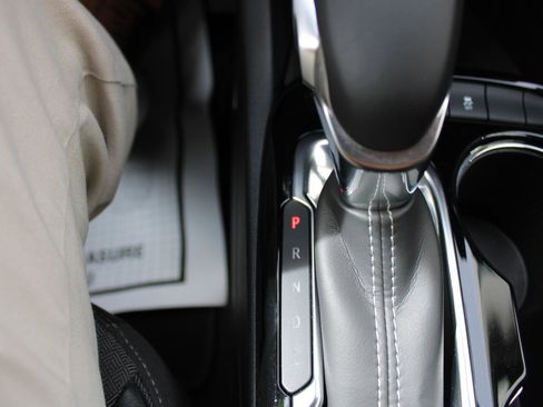 Used 2025 Buick Encore GX Preferred image 20