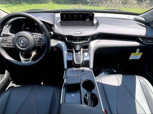 New 2025 Acura TLX w/ Technology Package FWD image 2