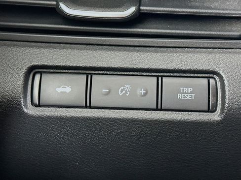 Used 2023 Nissan Altima 2.5 SV image 16