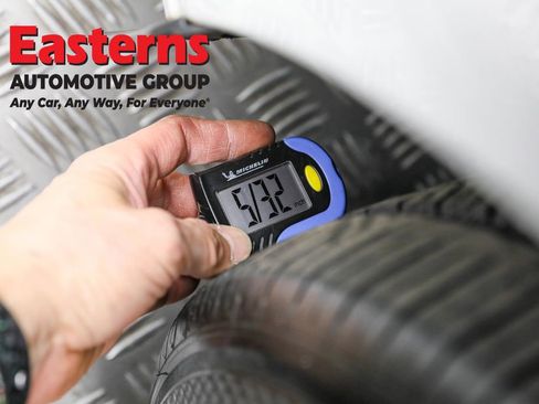 Used 2019 Tesla Model 3 Performance image 25