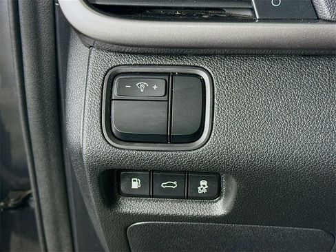 Used 2017 Kia Optima LX image 17