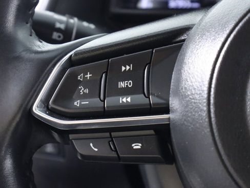 Used 2017 MAZDA MAZDA3 Touring FWD image 12