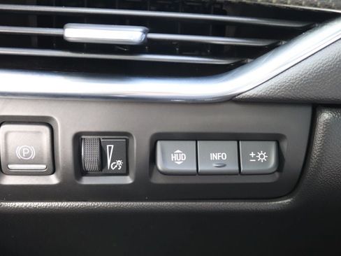 Used 2021 Cadillac XT4 Sport w/ Sun And Sound Package AWD/4WD image 8