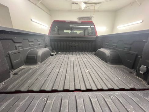 Used 2023 Chevrolet Silverado 1500 RST AWD/4WD image 5