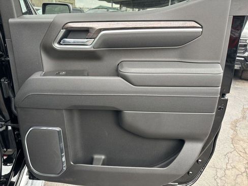 New 2026 Chevrolet Silverado 1500 LTZ w/ LTZ Premium Package AWD/4WD image 29