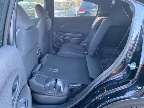 Used 2022 Honda HR-V Sport image 28