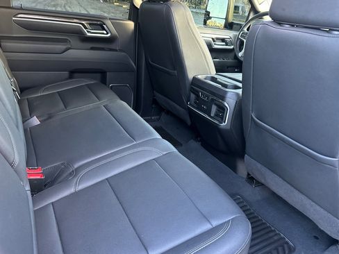 Certified 2025 Chevrolet Silverado 2500 LTZ w/ LTZ Premium Package image 14