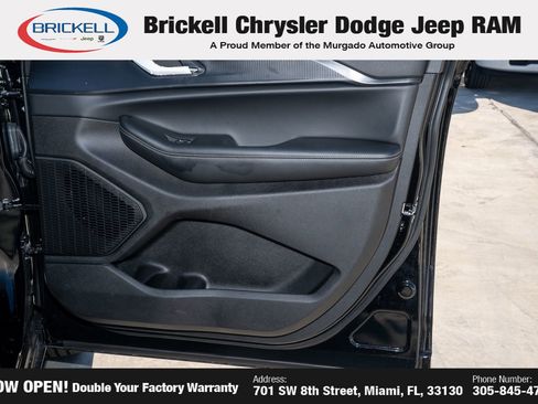 New 2025 Jeep Grand Cherokee Laredo w/ Luxury Tech Group I image 13