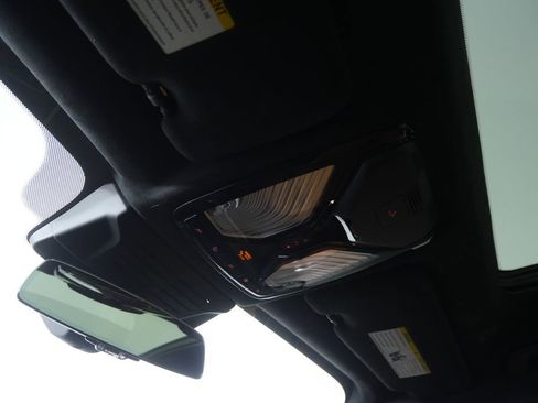 Used 2024 BMW X7 xDrive40i w/ M Sport Package image 24