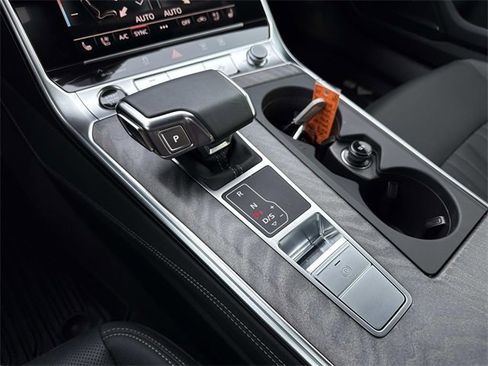 Used 2025 Audi A6 Premium Plus w/ Driver Assistance Package image 20