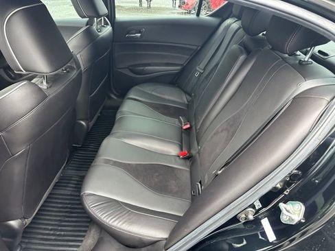 Used 2019 Acura ILX image 10