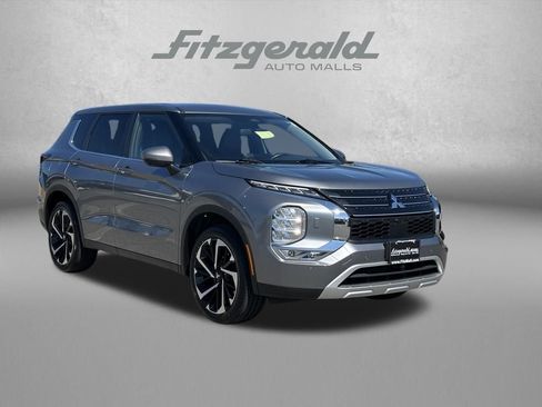 Used 2024 Mitsubishi Outlander SE AWD/4WD image 9
