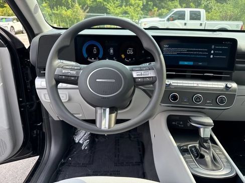 New 2026 Hyundai Kona SE AWD/4WD image 16