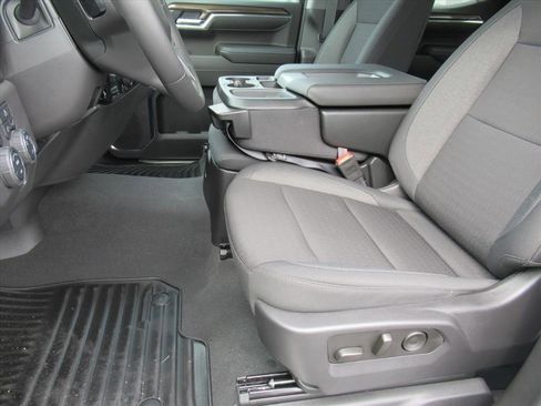 Certified 2025 Chevrolet Silverado 1500 LT image 19