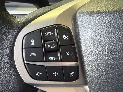 Used 2024 Ford Explorer XLT w/ Equipment Group 202A image 29