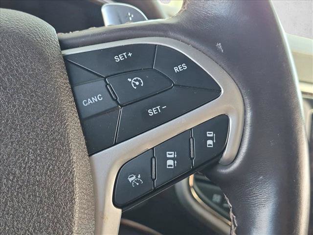 Used 2018 Jeep Grand Cherokee Summit AWD/4WD image 15